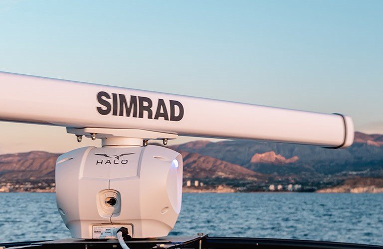 Simrad HALO-6000 4ft Open