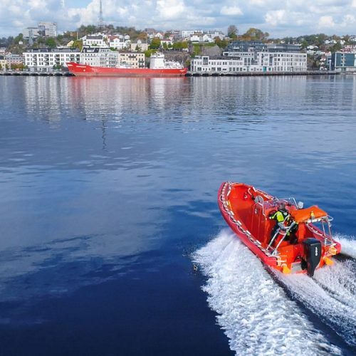 VIKING Life-Saving Equipment Norway Mako-655 MKI FRC Outboard