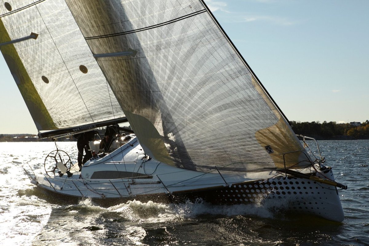 Finn Yachts Flyer 42