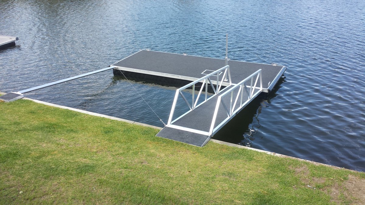 IMM Marine Pontoon 16x12m-C