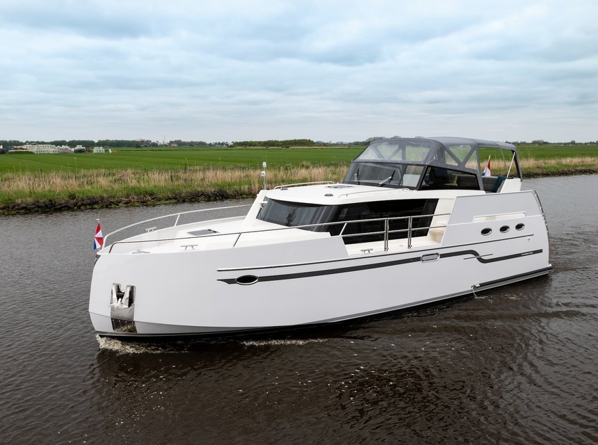Martin Haake, Boot Bremen Nautica RIB 24 Express for Malte Lübs Wurster Nordseeküste