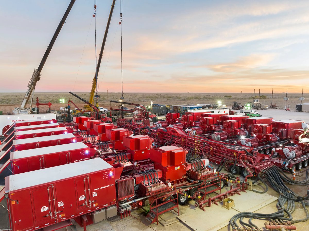 Halliburton Manufacturing & Leasing Company Batch Mixer Skid