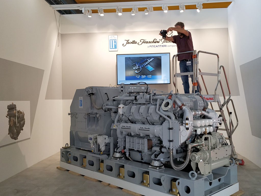 Isotta Fraschini Motori V1708T2