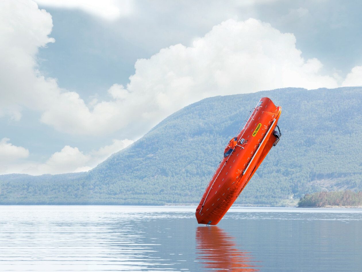 Palfinger Marine Netherlands Release Mechanism for lifeboats and rescue boats (launched by a fall or falls) (Off-Load Release Mechanism for Rescue Boats launched by a signle fall, Type: CAR-F-35)