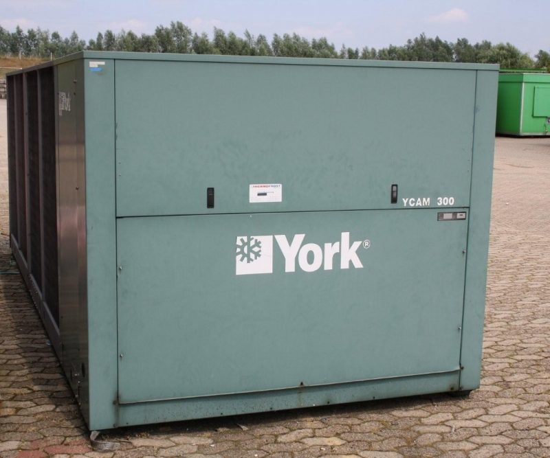 York/Johnson YCAL Self-Contained 300kW R134a