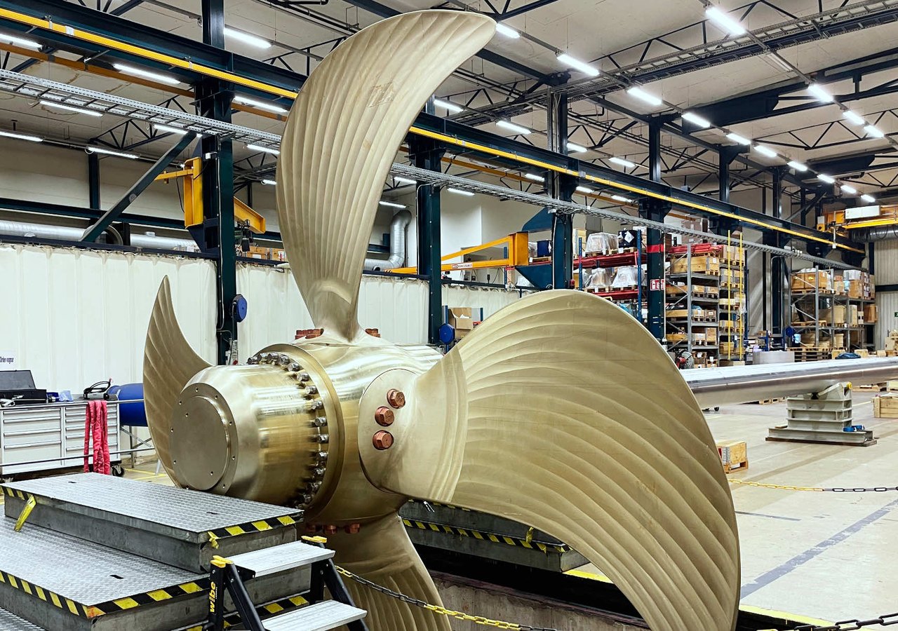 Berg Propulsion CPP 2000mm 4B