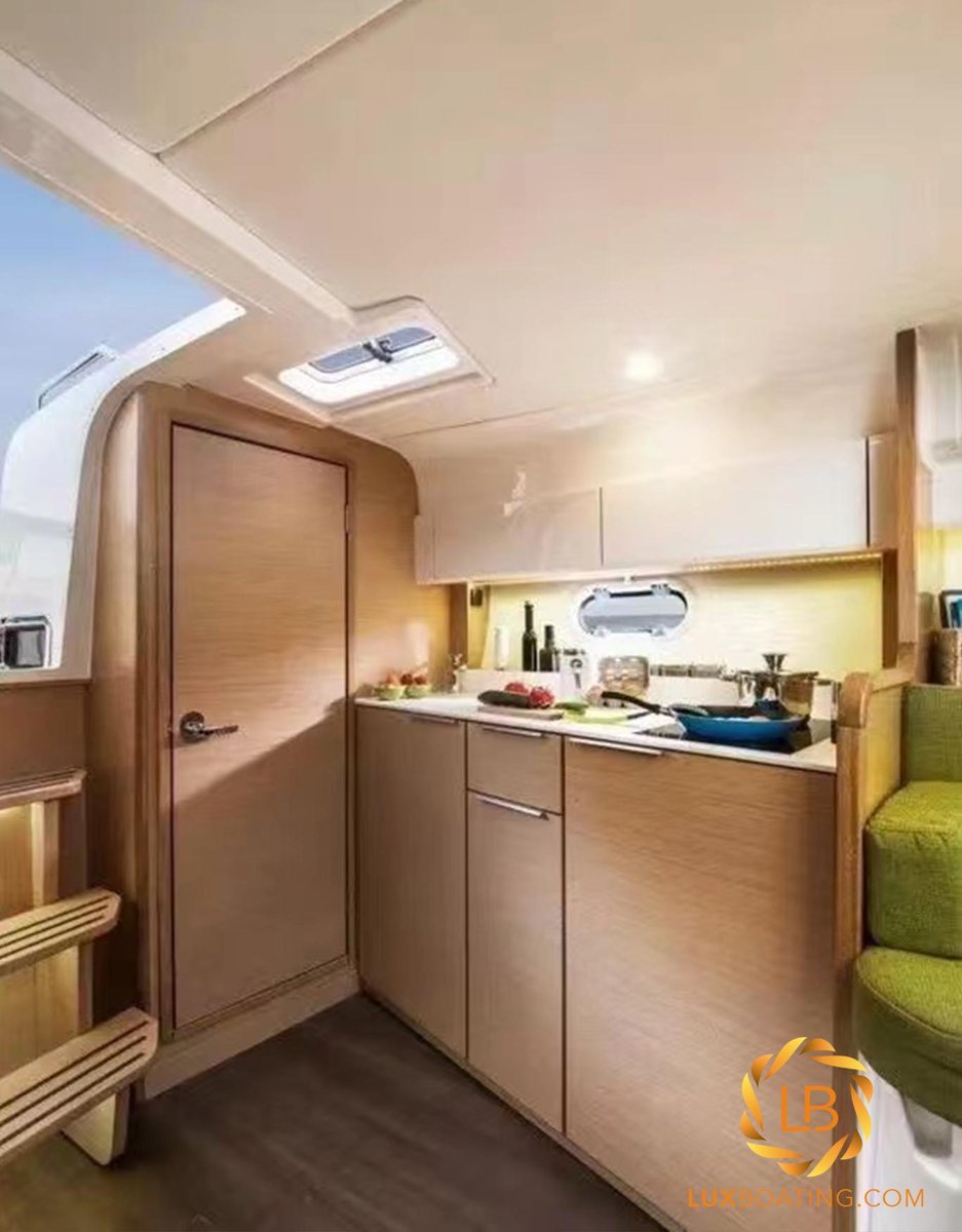 Bavaria Yachtbau BAV Sport 300