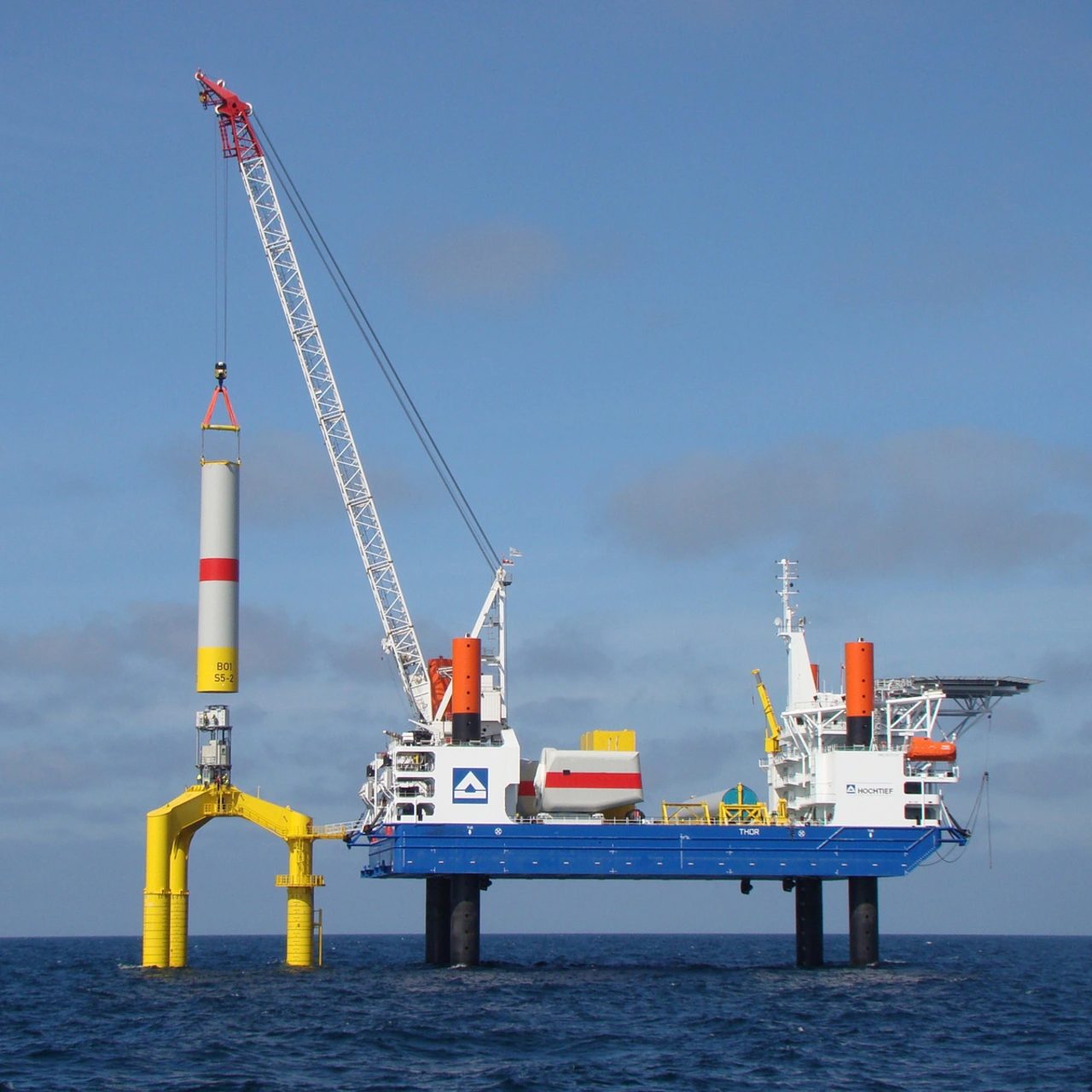 Liebherr Maritime BOS 14000 Offshore crane
