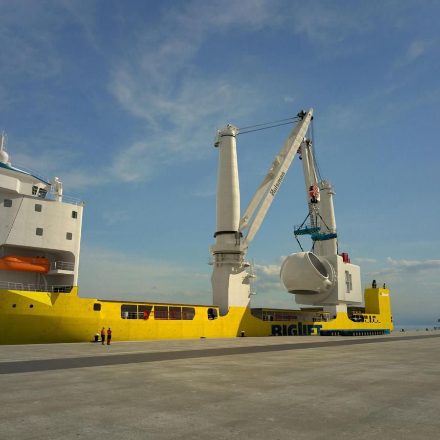 Huisman Offshore Mast Crane (OMC)