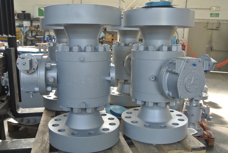 FMC Technologies Inc. - Fluid Control 3.75K and 6.25K Check Valves, Part Numbers: See Page 2
