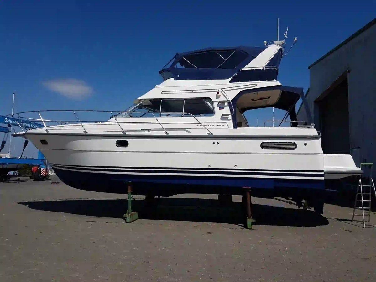 Nimbus Boats 380 Carisma / Coupe
