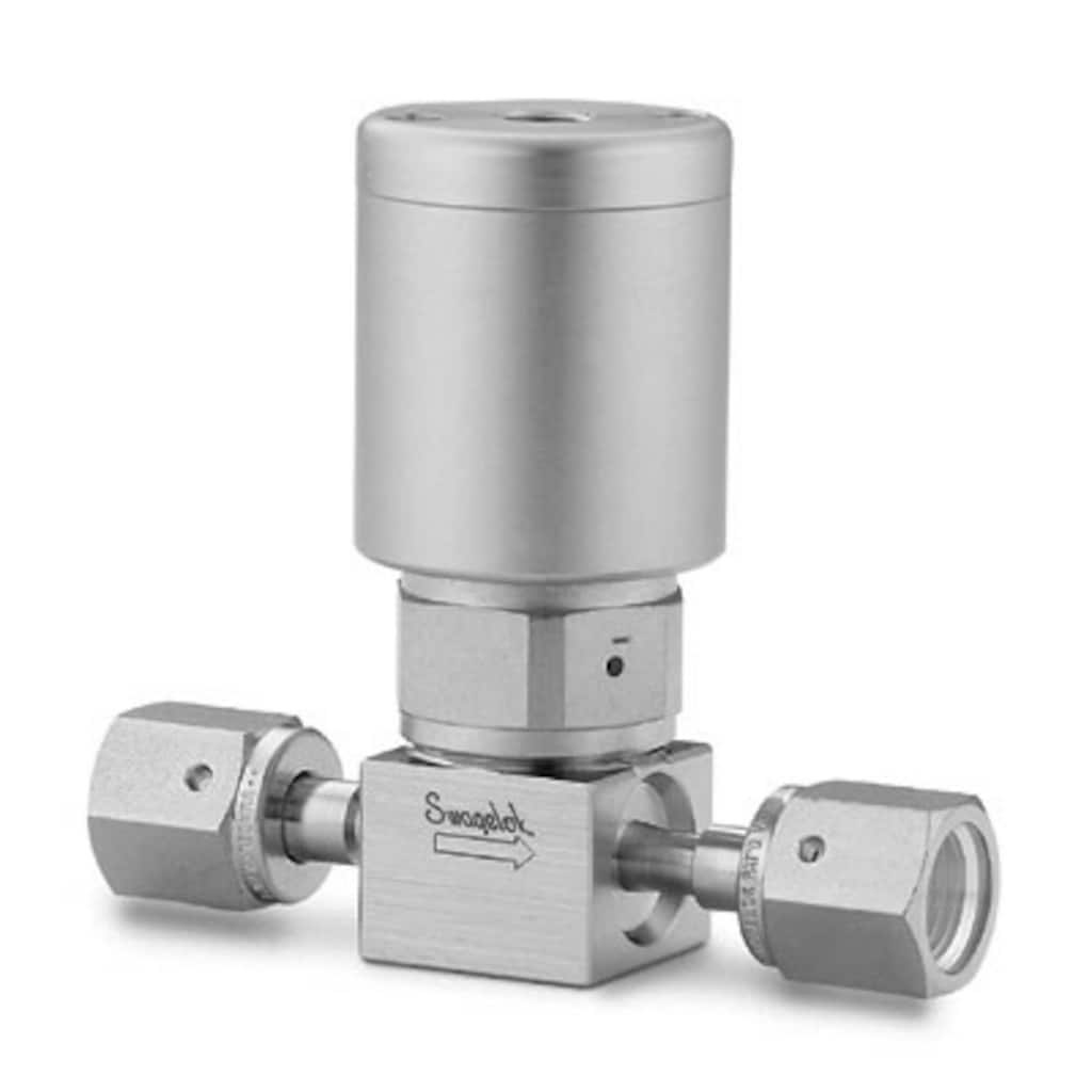 Swagelok 316L VIM-VAR UHP Diaphragm Sealed Valve, 1/4 in. Female VCR Fitting, SC-11 Cleaned, NC Actuator