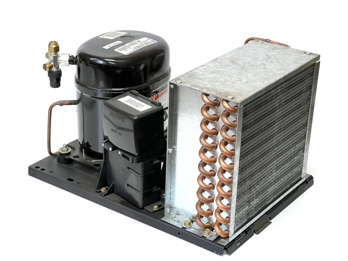 Frick/Johnson RWB 750kW R404A Marine