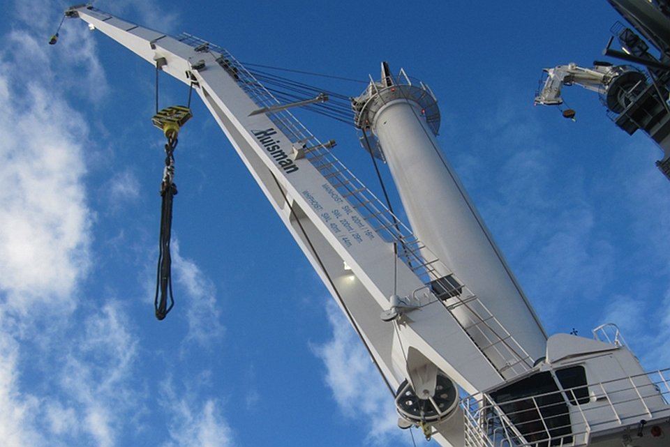 Huisman Equipment Offshore Mast Crane (OMC)