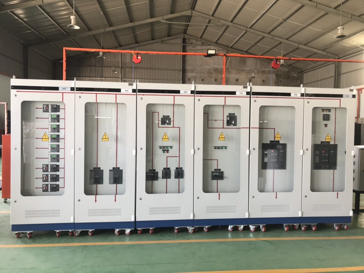Schneider Electric Marine Prisma Marine 3150A 690V