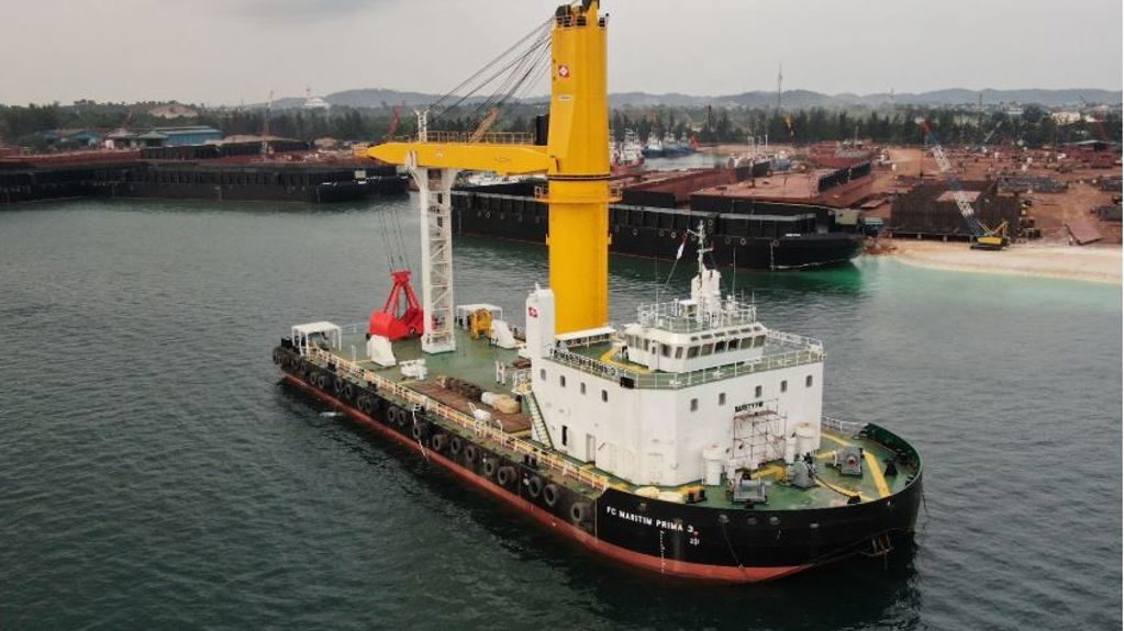 MacGregor K3030-4 Heavy-Duty Crane