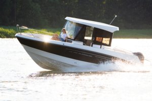 AM Yacht Daniel Margalski AM 560