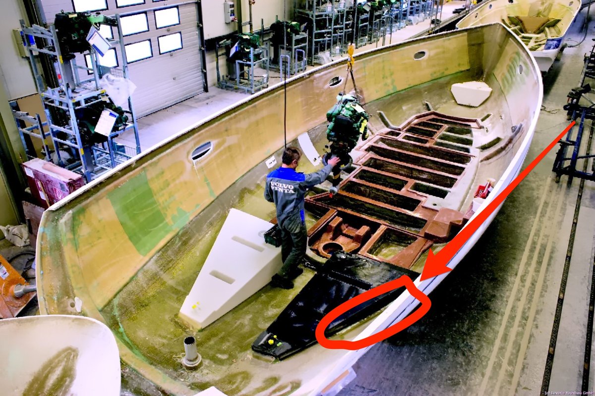 Bavaria Yachtbau KS Heck Dieseltank D210 /D150