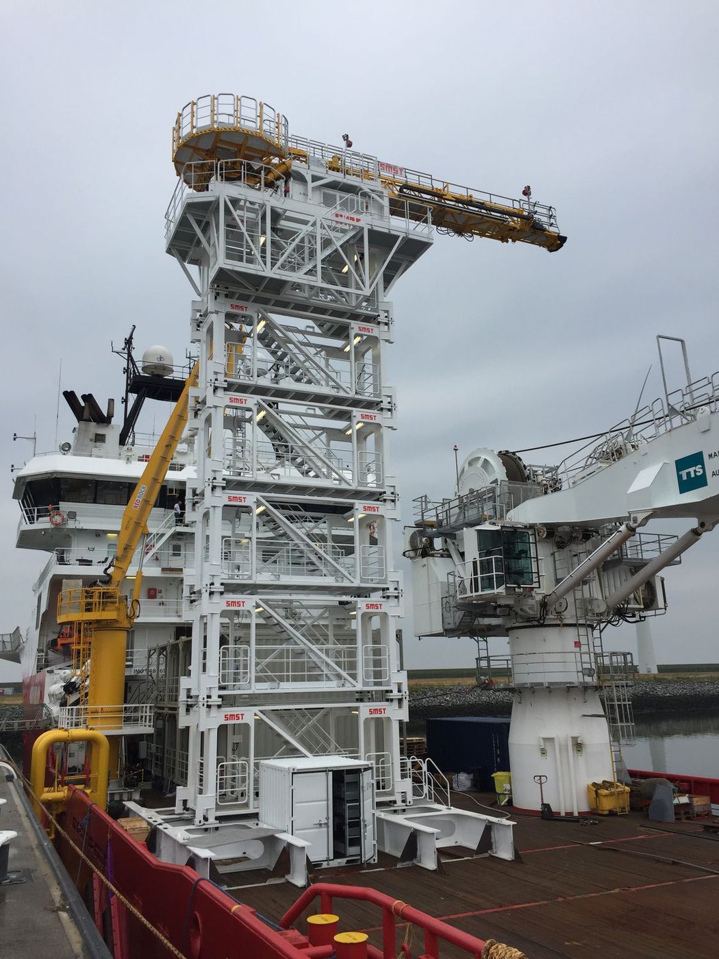 SMST Designers & Constructors Modular component for offshore gangway pedestal, Adaptor plate