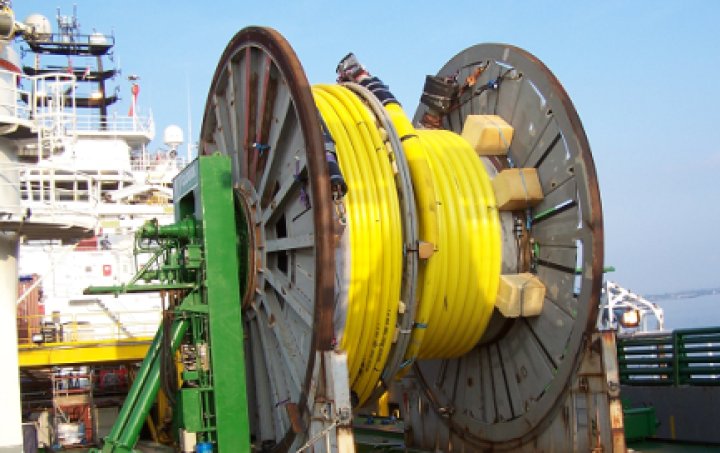 Huisman Equipment AH/Towing Winch